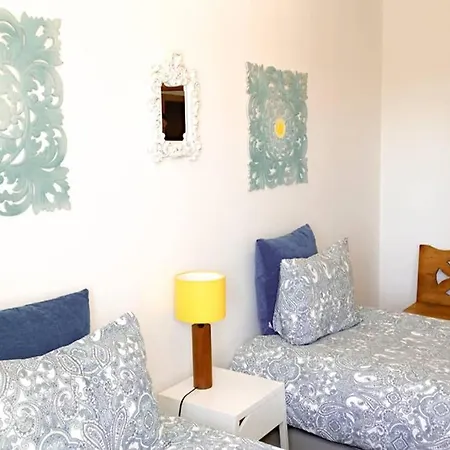 Charming Townhouse * オビドス