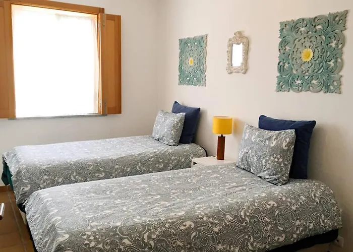 Charming Townhouse *